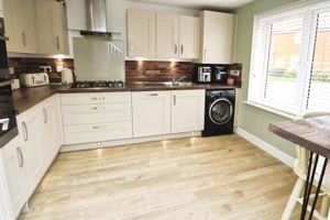 RUBENS CLOSE- click for photo gallery